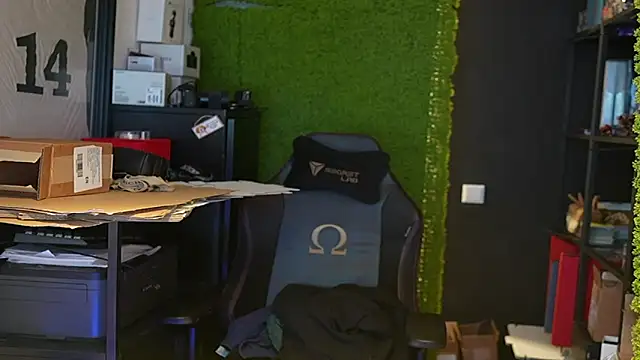 justinitt online show from 14, 9, 2025