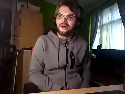 stary-w-kalesonach online show from 6, 2, 2025