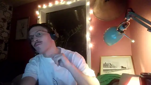 Snapshot of Ghostboy__x chatting on 31, 1, 2025 Ghostboy x online show from 31, 1, 2025