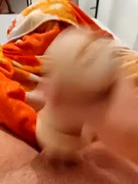 kzzix online show from 15, 12, 2025