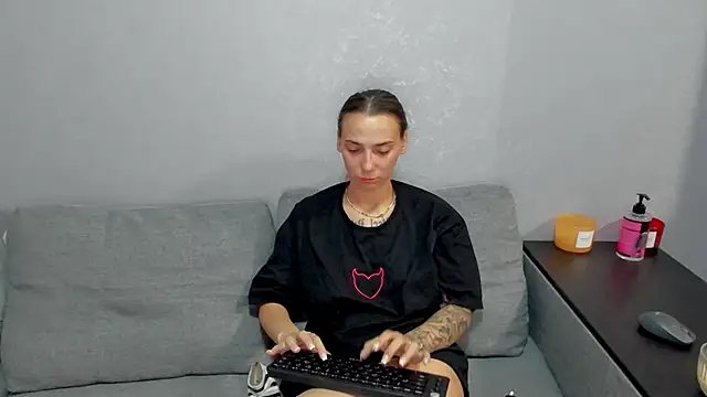 annabishop online show from 25, 9, 2025