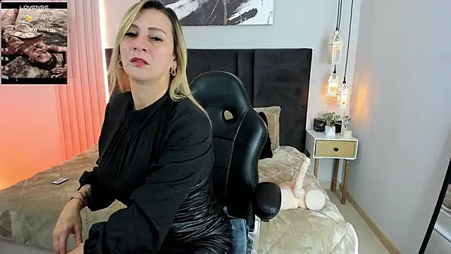 AtheneaRusell online show from 14, 9, 2025