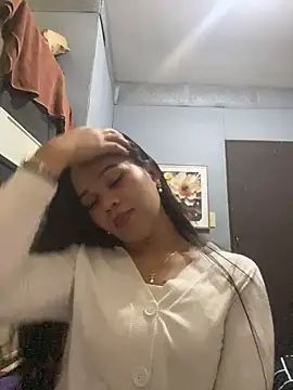 SophiaCourthaway online show from 11, 11, 2025