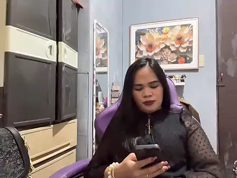 SophiaCourthaway online show from 24, 2, 2026