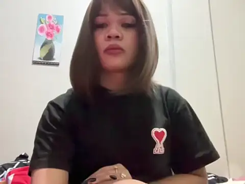 SophiaCourthaway online show from 21, 10, 2025