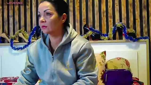 Tory Lovi online show from 12, 1, 2026