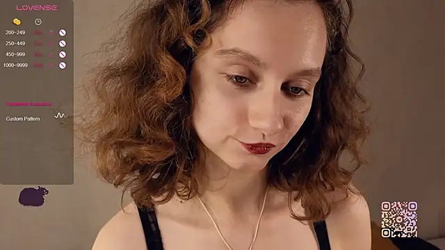 Leya Curly online show from 25, 9, 2025