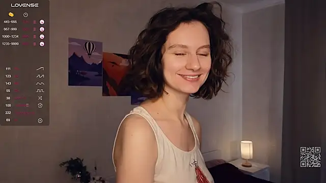 Leya Curly online show from 10, 3, 2025