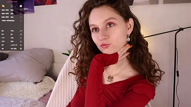 Leya Curly online show from 20, 5, 2026