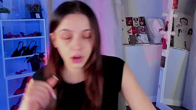 Sahara Shields online show from 12, 11, 2025