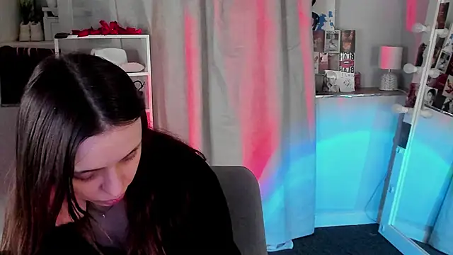 Sahara Shields online show from 15, 4, 2026