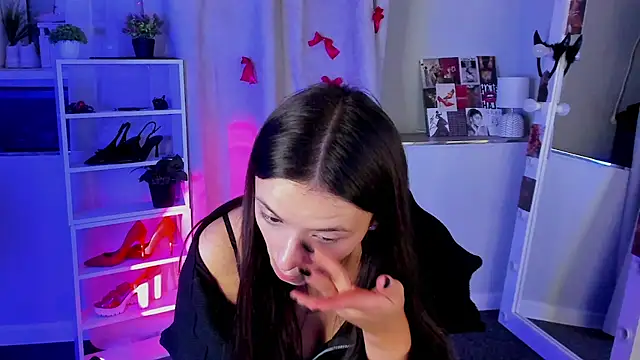 Sahara Shields online show from 11, 9, 2025