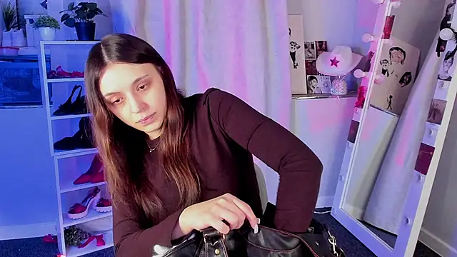 Sahara Shields online show from 24, 11, 2025