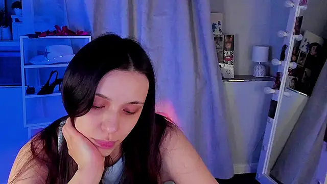 Sahara Shields online show from 7, 4, 2026