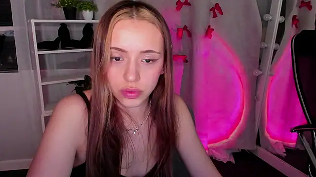 Sahara Shields online show from 25, 2, 2025