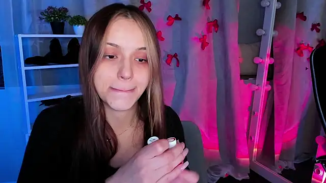 Sahara Shields online show from 6, 3, 2025