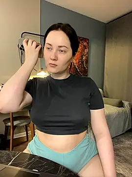 Kiss My Body online show from 11, 11, 2025