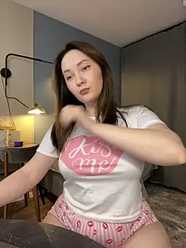 Kiss My Body online show from 22, 9, 2025