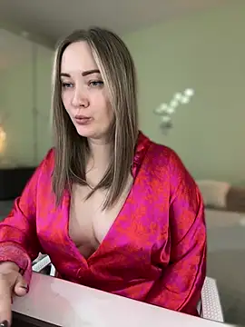 Kiss My Body online show from 13, 2, 2025