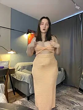 Kiss My Body online show from 13, 9, 2025