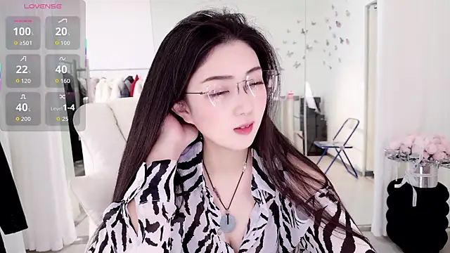 Snapshot of miaomiao-777 chatting on 5, 2, 2026 miaomiao-777 online show from 5, 2, 2026