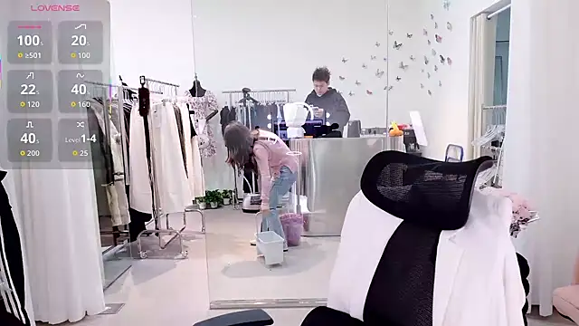 miaomiao-777 online show from 2, 4, 2026