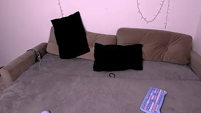 LadyTrep online show from 10, 1, 2026