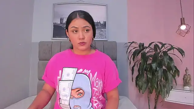 janna lopez  online show from 12, 11, 2025