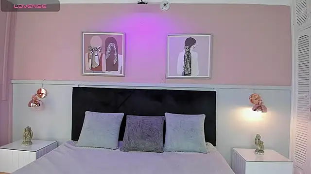 janna lopez  online show from 28, 9, 2025