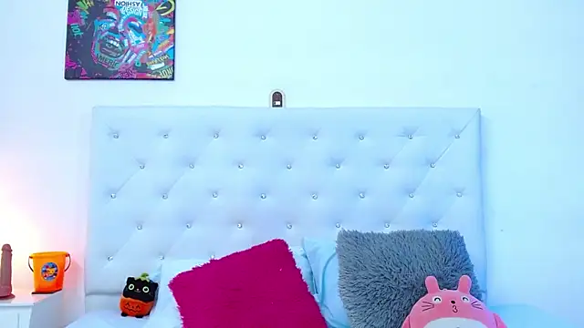 littleslut1 online show from 15, 10, 2025