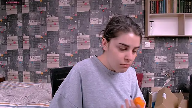  Roselina  online show from 15, 9, 2025