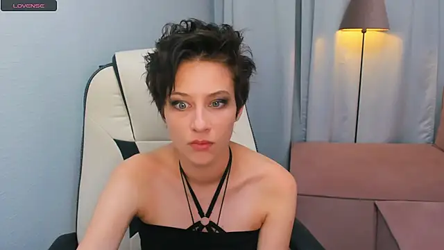 via mayer  online show from 8, 9, 2025