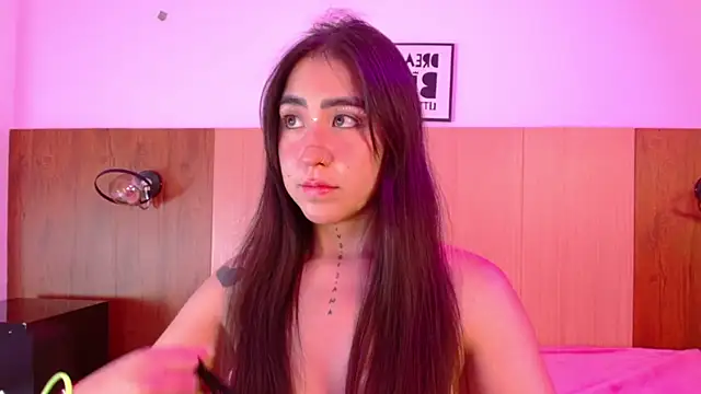 AdaaMillan online show from 30, 1, 2025