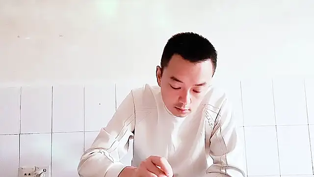 swg176 online show from 28, 9, 2025