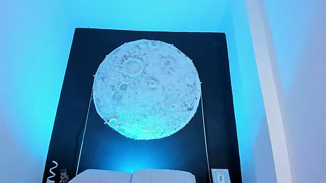 EthaanCox online show from 1, 11, 2025