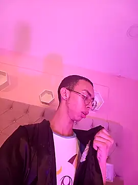 EthaanCox online show from 21, 3, 2025