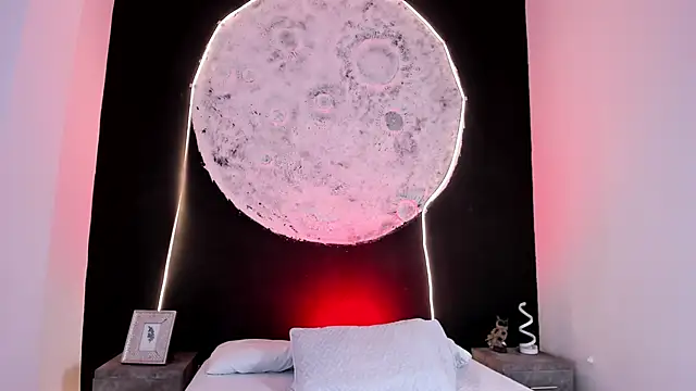 EthaanCox online show from 24, 11, 2025