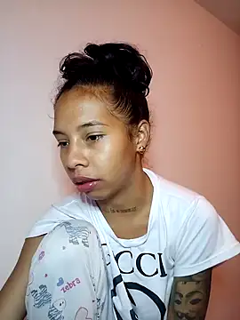 Miss sparkle00 online show from 2, 2, 2025