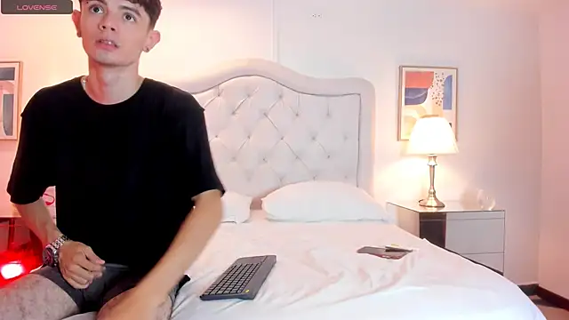 connor and angel online show from 19, 2, 2025