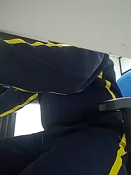 Snapshot of Jinenez chatting on 25, 11, 2025 Jinenez online show from 25, 11, 2025