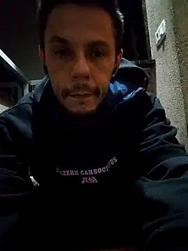 Santanacumxplod online show from 2, 10, 2025