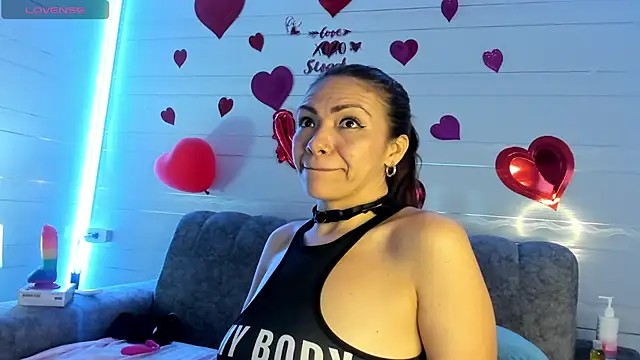 MARIAM COLINS online show from 21, 2, 2025