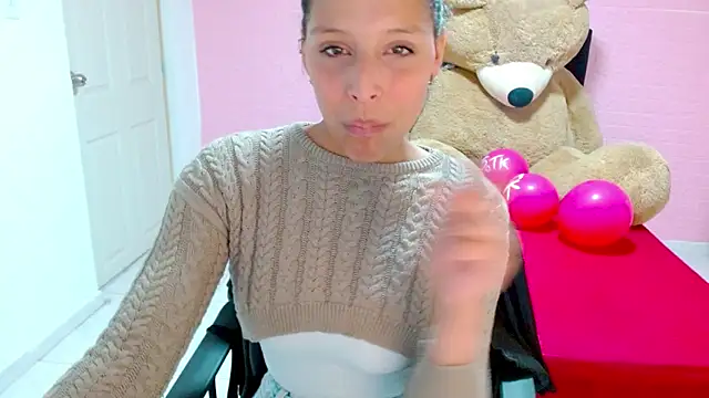 DULCE1609 online show from 1, 3, 2025