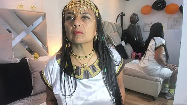 raquell moore online show from 31, 10, 2025