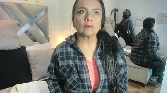 raquell moore online show from 6, 11, 2025