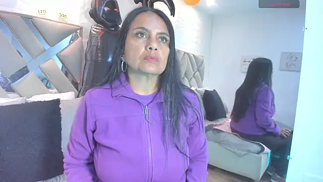 raquell moore online show from 12, 10, 2025