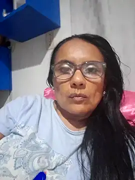 raquell moore online show from 26, 10, 2025