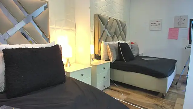 raquell moore online show from 3, 3, 2026