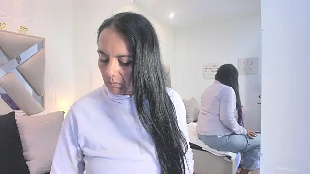 raquell moore online show from 29, 11, 2025