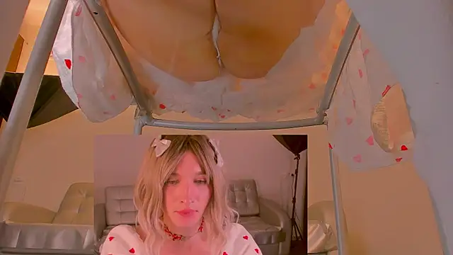 foxy jpg online show from 10, 2, 2025